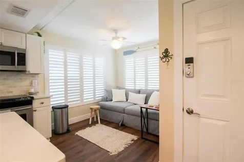 3804 Gulf Of Mexico Drive Longboat Key FL 34228