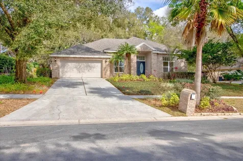 1676 Sweetwater West Circle Apopka FL 32712