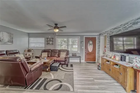 8435 59th Street N Pinellas Park FL 33781