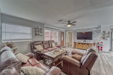 8435 59th Street N Pinellas Park FL 33781