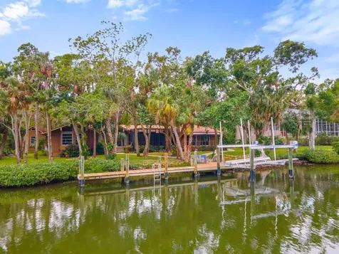 5215 Hidden Harbor Road Sarasota FL 34242