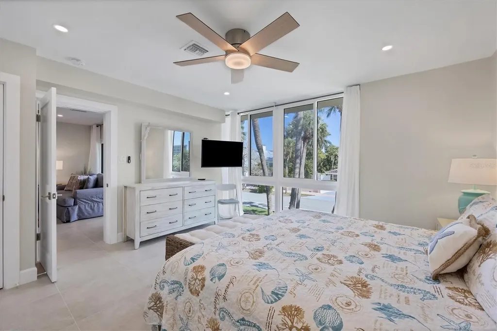 500 S Washington Drive Sarasota FL 34236