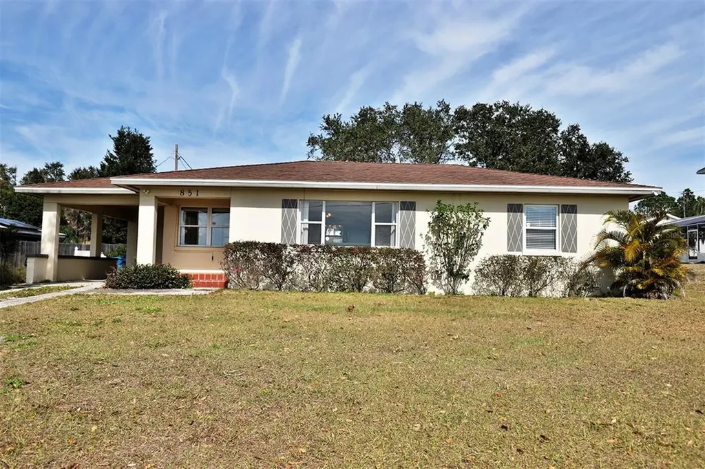 851 N Lakeshore Boulevard Lake Wales FL 33853