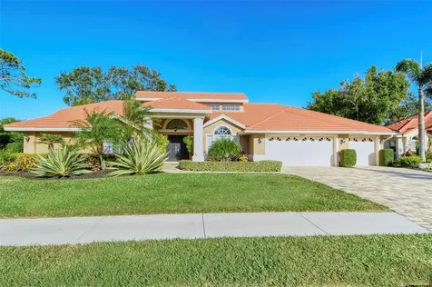 4717 White Tail Lane Sarasota FL 34238