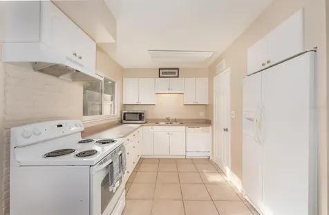 341 S Venice Boulevard Venice FL 34293