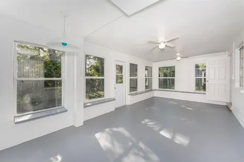 341 S Venice Boulevard Venice FL 34293