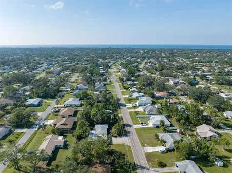 341 S Venice Boulevard Venice FL 34293