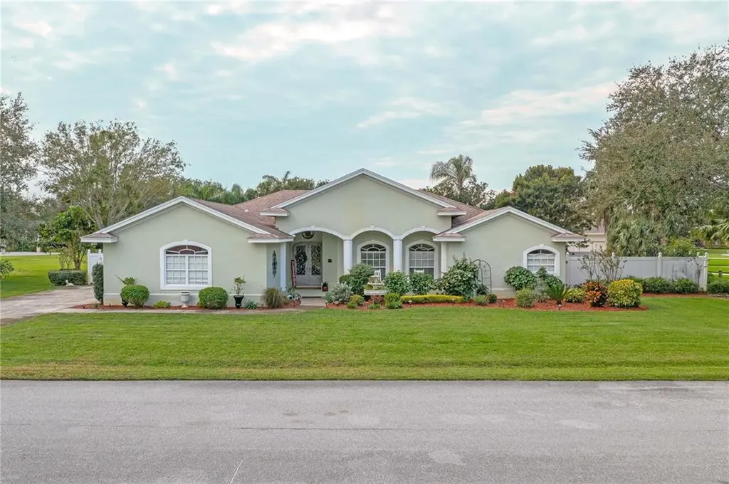 306 Hamilton Shores Drive NE Winter Haven FL 33881