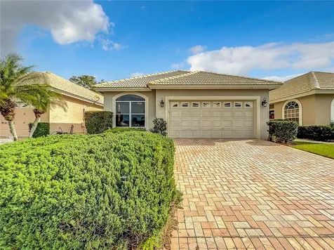 9001 Saint Andrews Way Mount Dora FL 32757