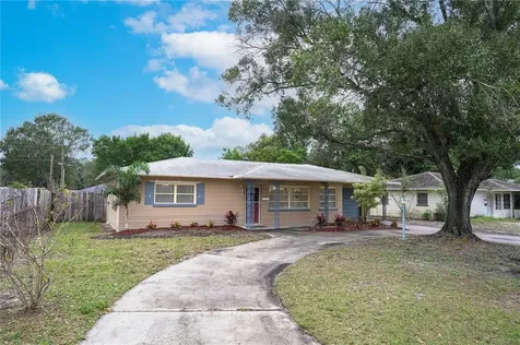 3228 52nd Street N St Petersburg FL 33710
