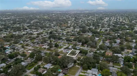 3228 52nd Street N St Petersburg FL 33710
