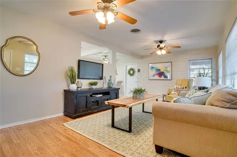 3228 52nd Street N St Petersburg FL 33710