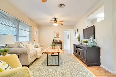 3228 52nd Street N St Petersburg FL 33710