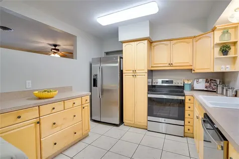 3228 52nd Street N St Petersburg FL 33710