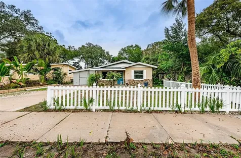 1329 Illinois Avenue Palm Harbor FL 34683
