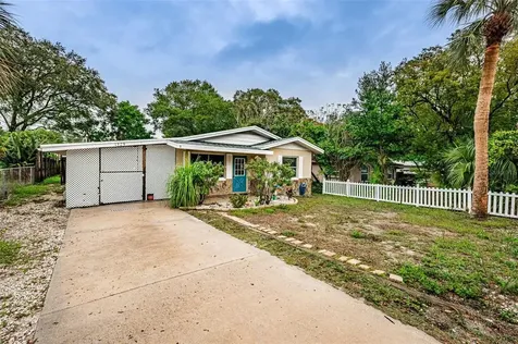 1329 Illinois Avenue Palm Harbor FL 34683