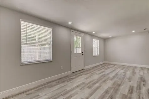6873 20th Street N St Petersburg FL 33702