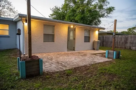 6873 20th Street N St Petersburg FL 33702