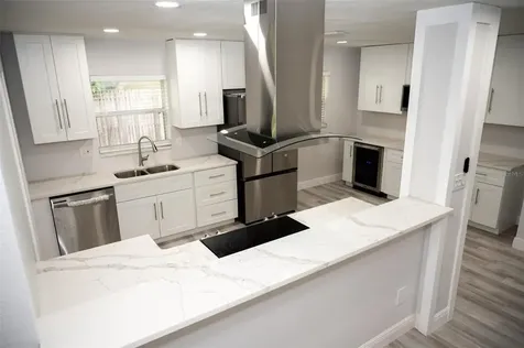 6873 20th Street N St Petersburg FL 33702