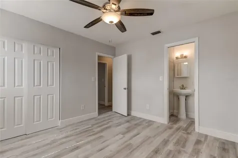 6873 20th Street N St Petersburg FL 33702