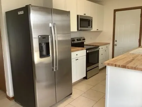 1875 Calle Buena Vista Deland FL 32724