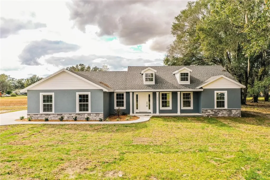 222 S Oak Avenue Fort Meade FL 33841