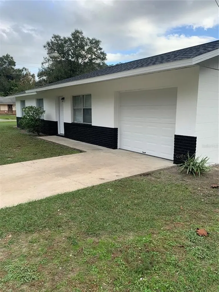 2740 NE 45th Street Ocala FL 34479