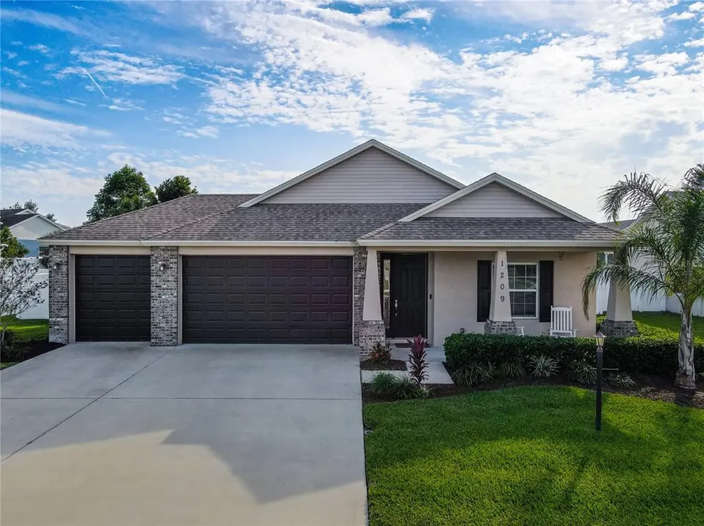 1209 Wild Daisy Drive Plant City FL 33563