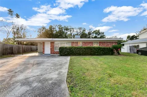 215 Westwood Avenue Winter Haven FL 33880