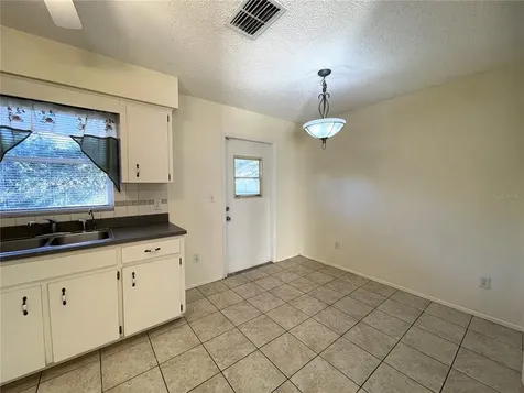 345 Honey Bee Lane Polk City FL 33868