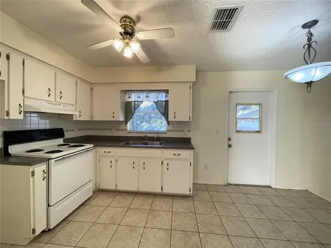 345 Honey Bee Lane Polk City FL 33868