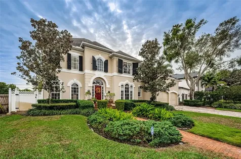 364 Belleair Drive NE St Petersburg FL 33704