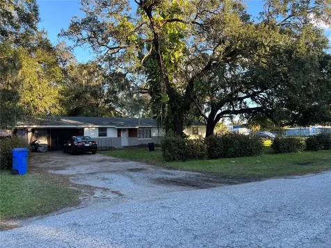 10014 Massachusetts Street Gibsonton FL 33534