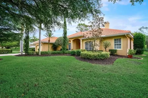6108 Winchester Place Sarasota FL 34243