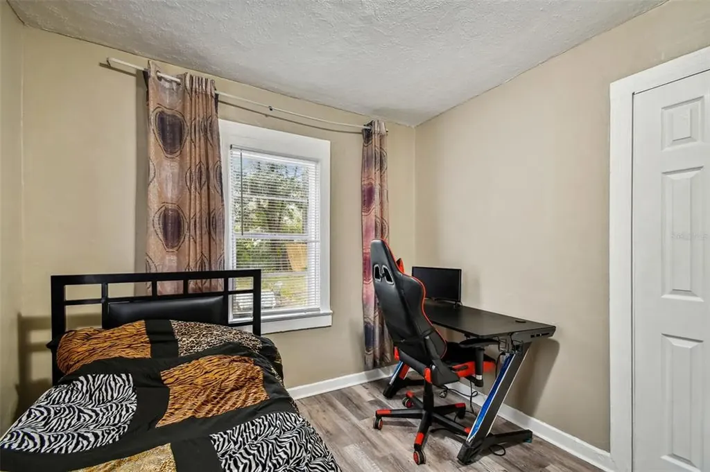 1553 29th Street Sarasota FL 34234
