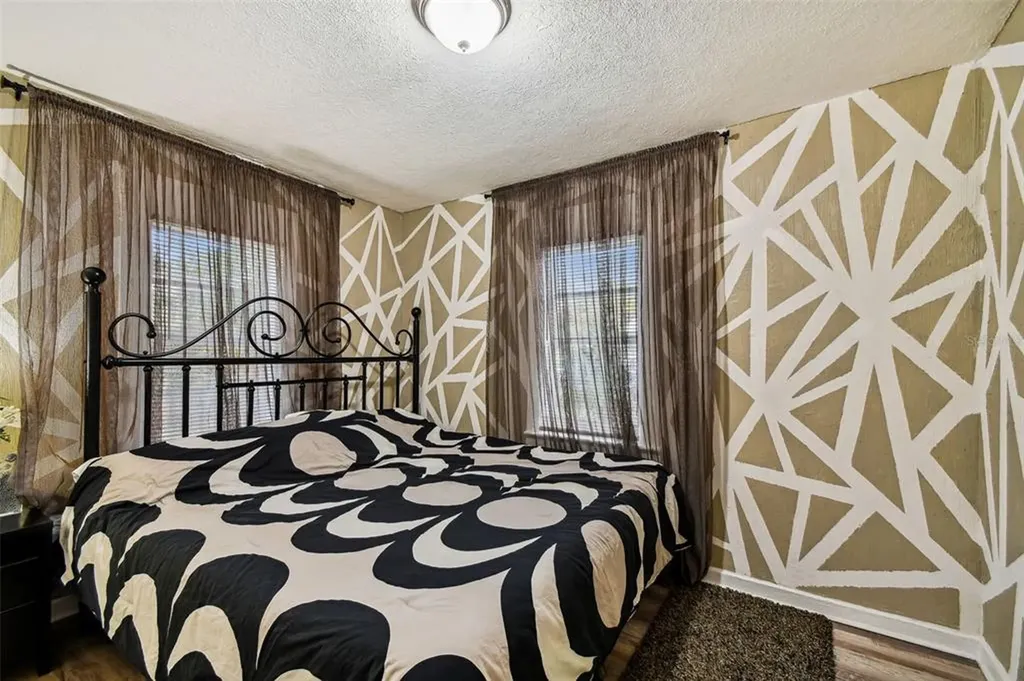 1553 29th Street Sarasota FL 34234