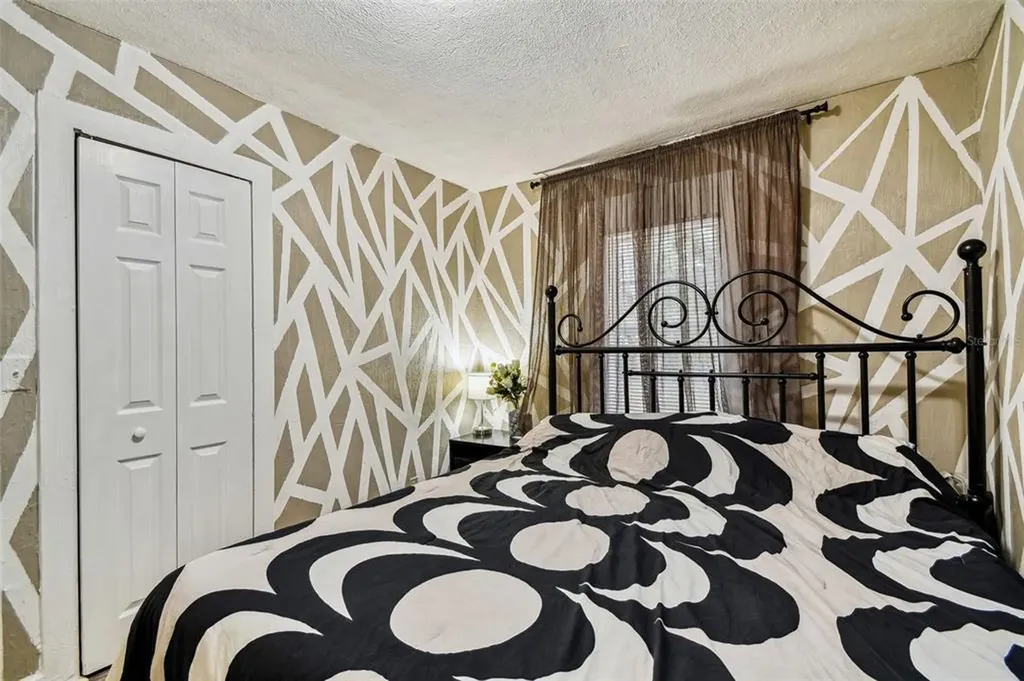 1553 29th Street Sarasota FL 34234