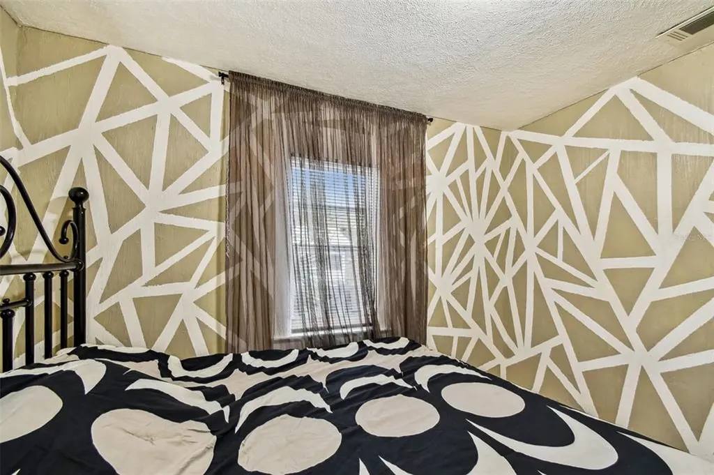 1553 29th Street Sarasota FL 34234