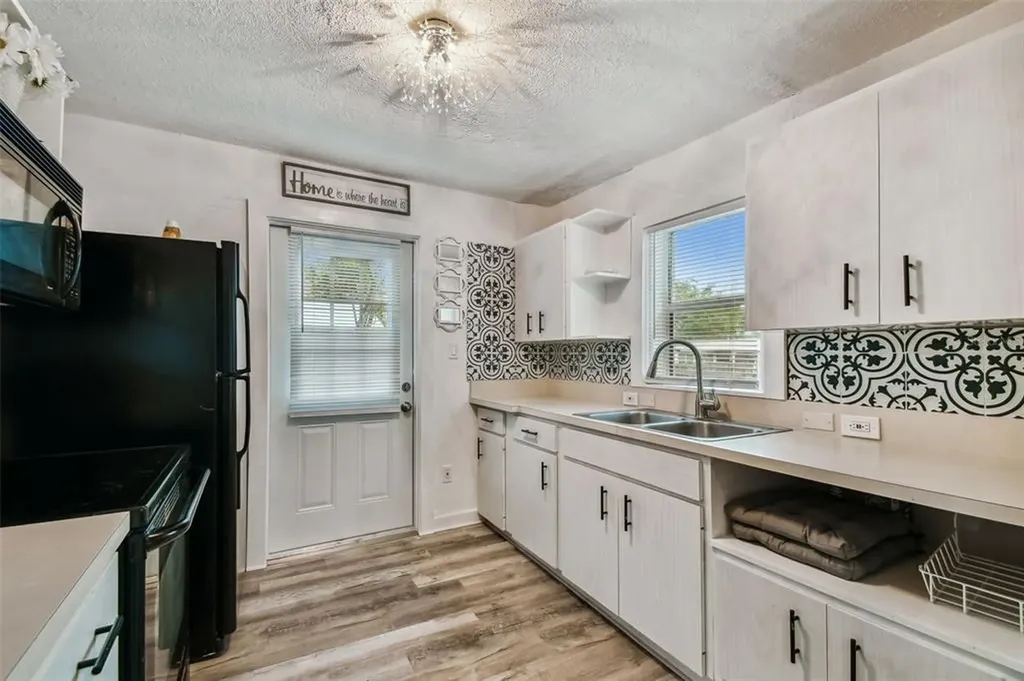 1553 29th Street Sarasota FL 34234