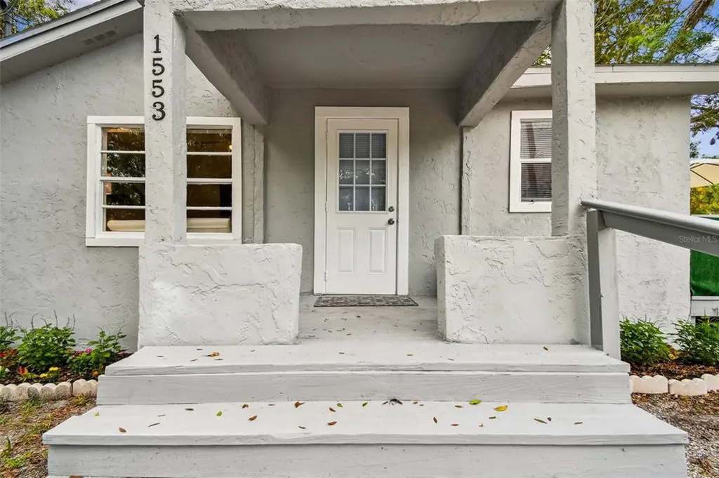 1553 29th Street Sarasota FL 34234