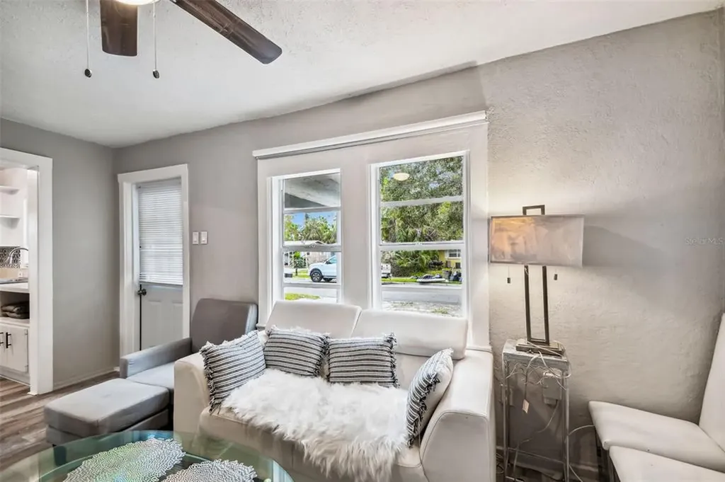 1553 29th Street Sarasota FL 34234