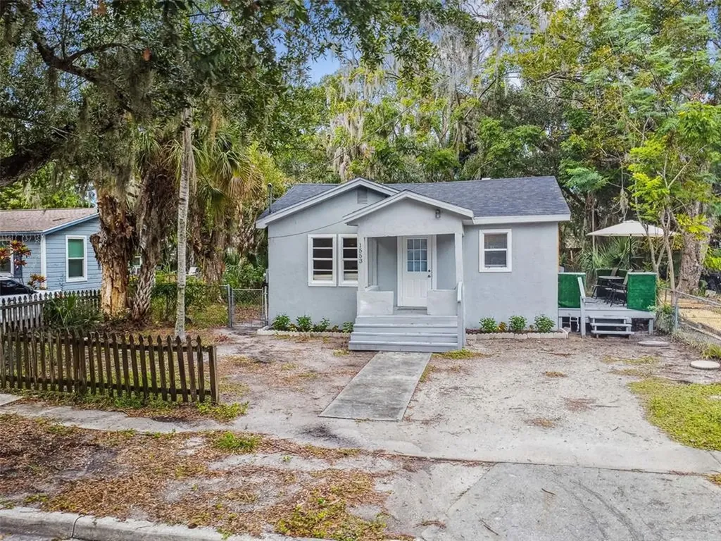 1553 29th Street Sarasota FL 34234