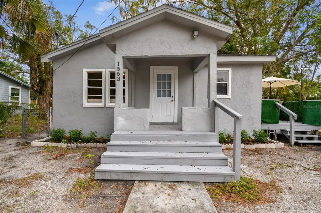 1553 29th Street Sarasota FL 34234