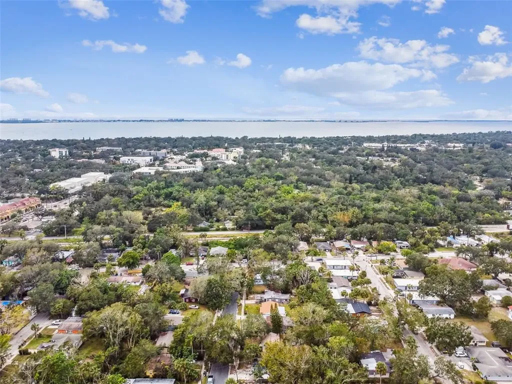 1553 29th Street Sarasota FL 34234