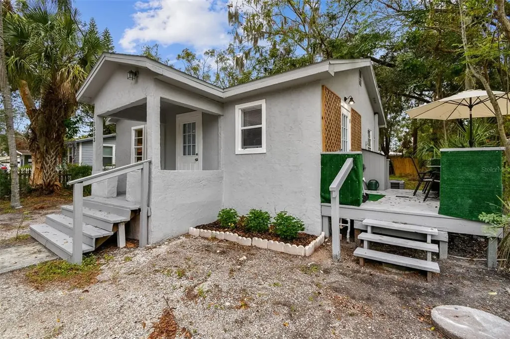 1553 29th Street Sarasota FL 34234