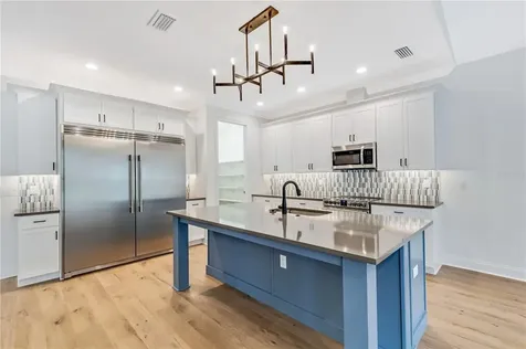 2313 Derbyshire Avenue Lakeland FL 33803
