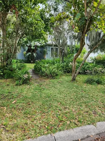 935 17th Street N St Petersburg FL 33713