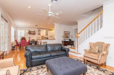 4004 W De Leon Street Tampa FL 33609