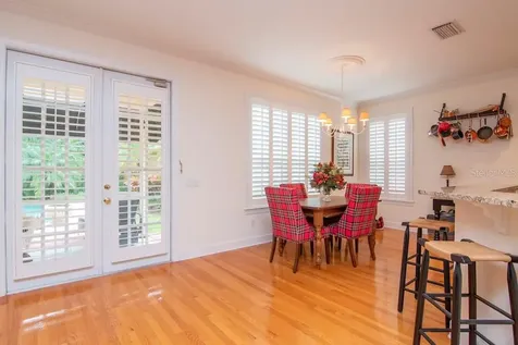 4004 W De Leon Street Tampa FL 33609