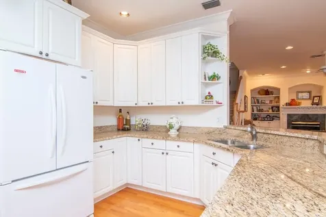 4004 W De Leon Street Tampa FL 33609